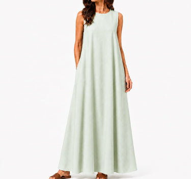 Décolleté Maxi Dress