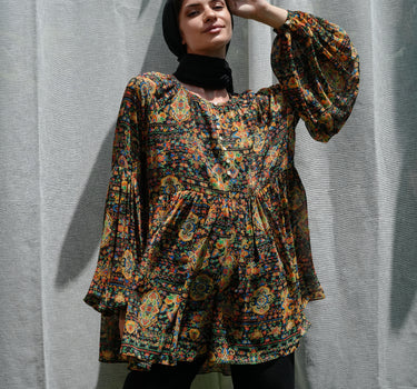 Floral Buttoned Blouse