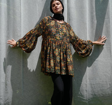 Floral Buttoned Blouse