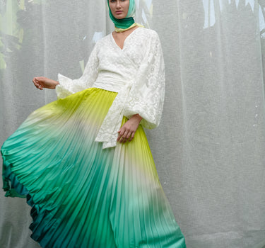 Ombre Pleated Maxi Skirt