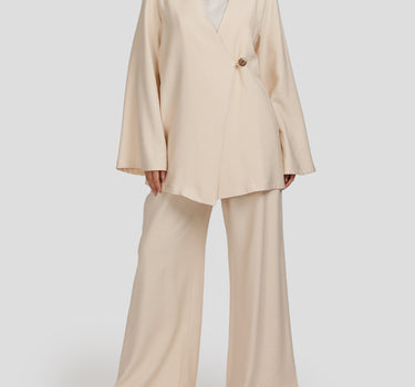 Minimal Wrap Jacket