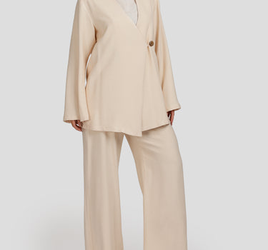 Minimal Wrap Jacket